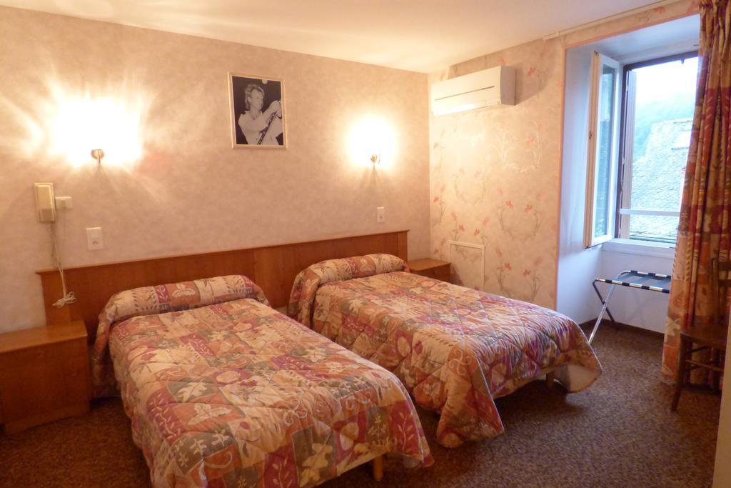 Hotel Du Lion D'Or Entraygues-sur-Truyère Εξωτερικό φωτογραφία